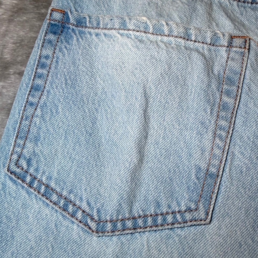 Aeropostale Womens Size 6 Mom Jeans Blue Denim Distressed Ripped High Rise Fray - Picture 12 of 16